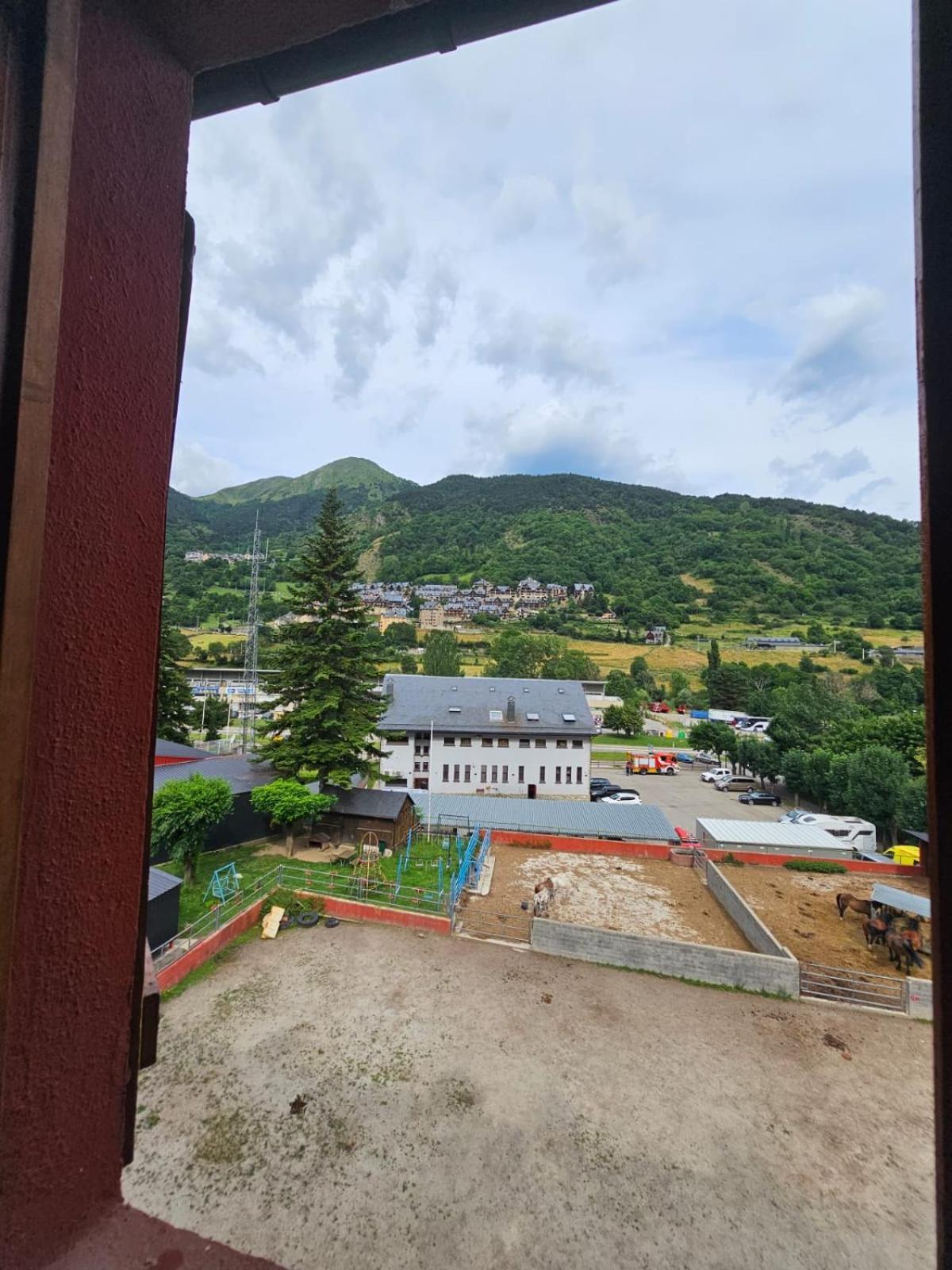 Hotel Hipic Vielha Exterior foto